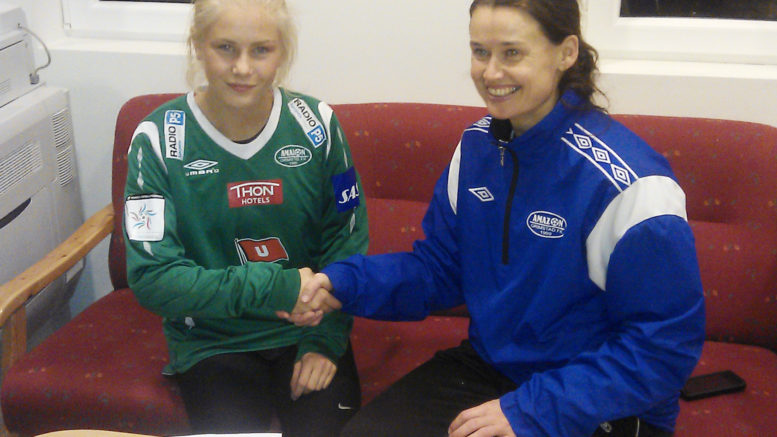 Amalie Snøløs signerer for Amazon Grimstad FK